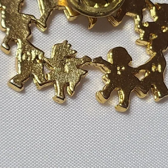 Gold-Tone Pin Brooch With Children Holding Hands Ring Around The Rosie - Picture 4 of 6